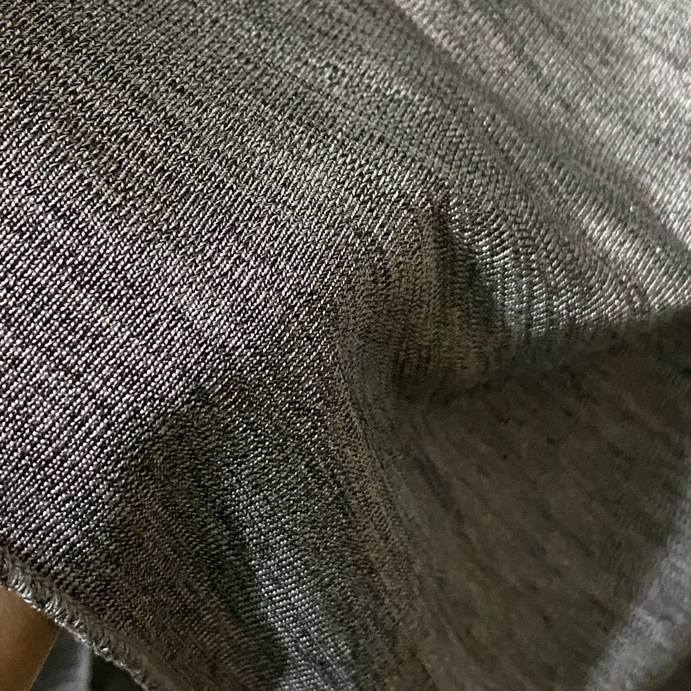 Off Shoulder Blouse - Picture 2 of 3